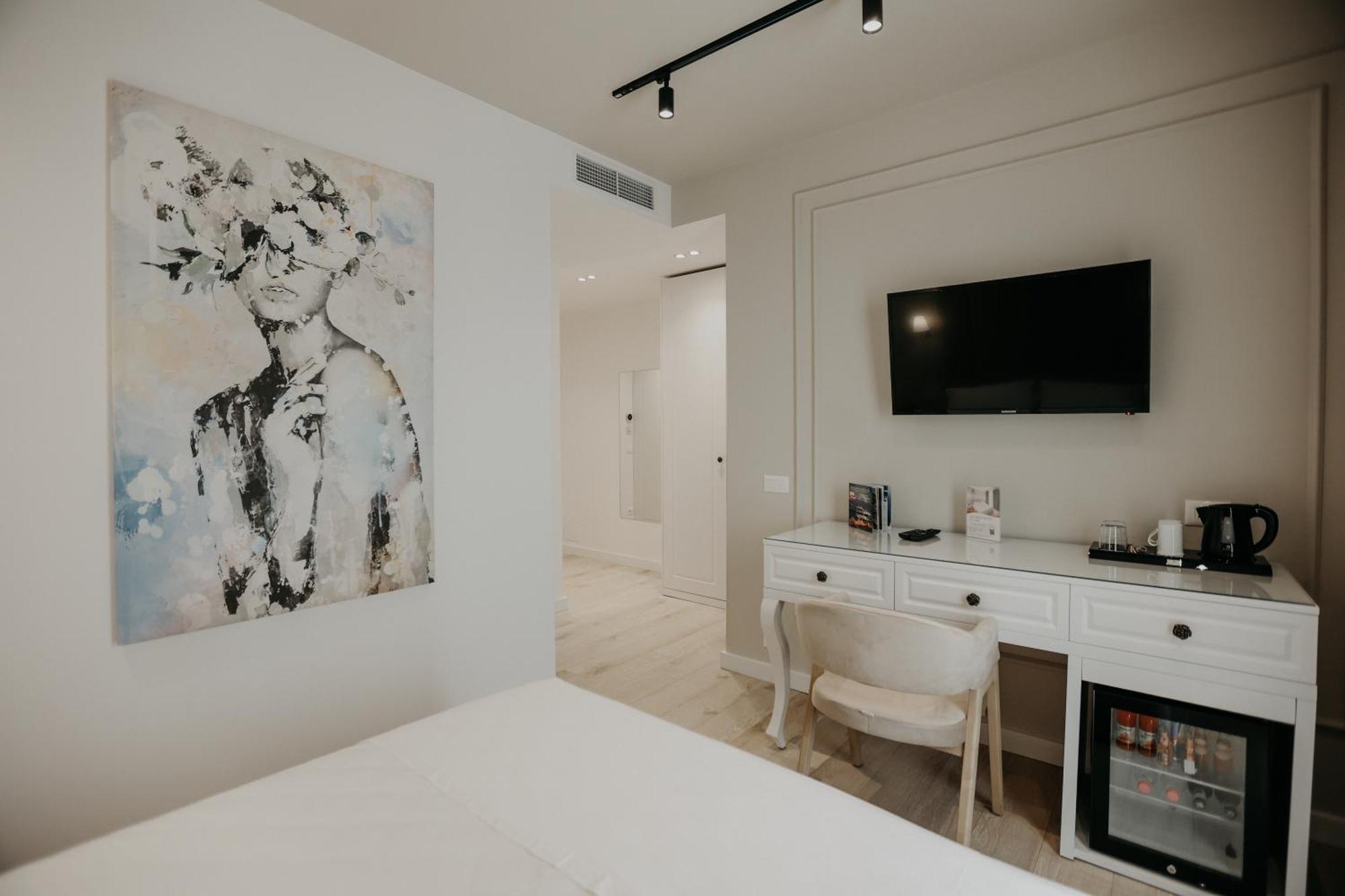 Seaside Hotel Vlore Bagian luar foto