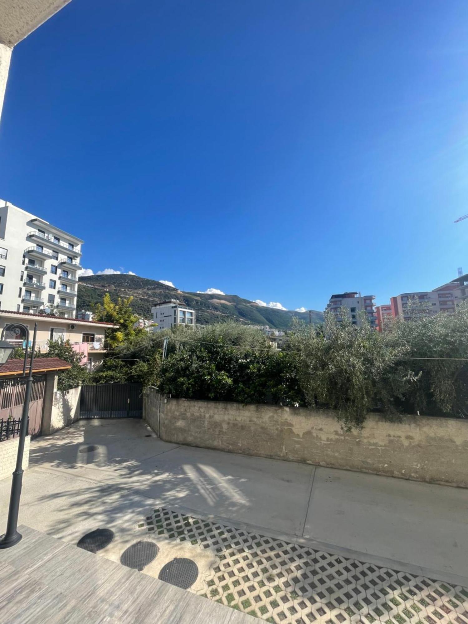 Seaside Hotel Vlore Bagian luar foto